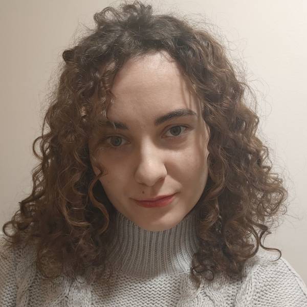 modelka s ID 0102U04ROZ p021