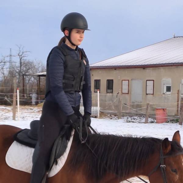 fotografia p013 profilu 0102UOI2Q6