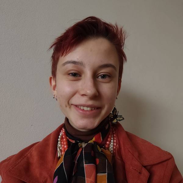 modelka s ID 0102UOW2M5 p021