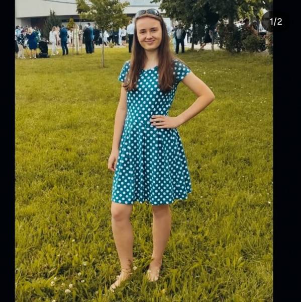 modelka s ID 0102UULB19 p031