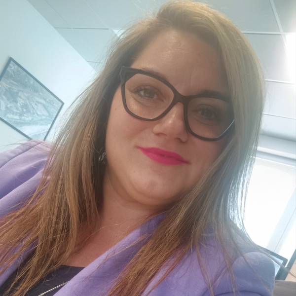 fotografia p012 profilu 0102UYE7LI