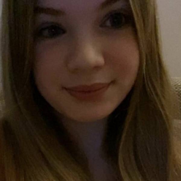 modelka s ID 0102V5J58B p021