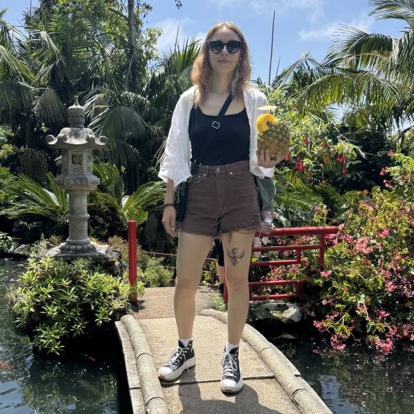 modelka s ID 0102V89J89 p031