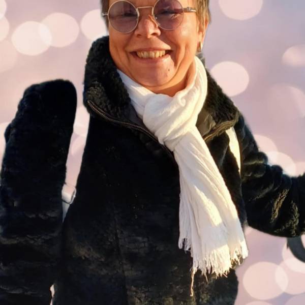 modelka s ID 0102VBSEH9 p021