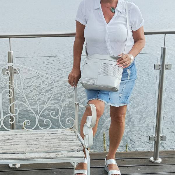 modelka s ID 0102VBSEH9 p031