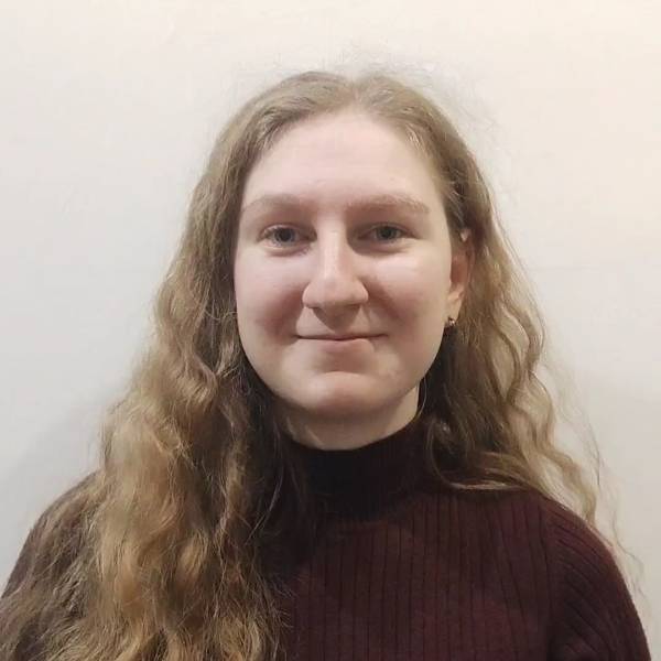 modelka s ID 0102VFNVCD p021