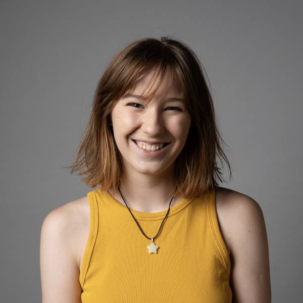 modelka s ID 0102VO05UX p021