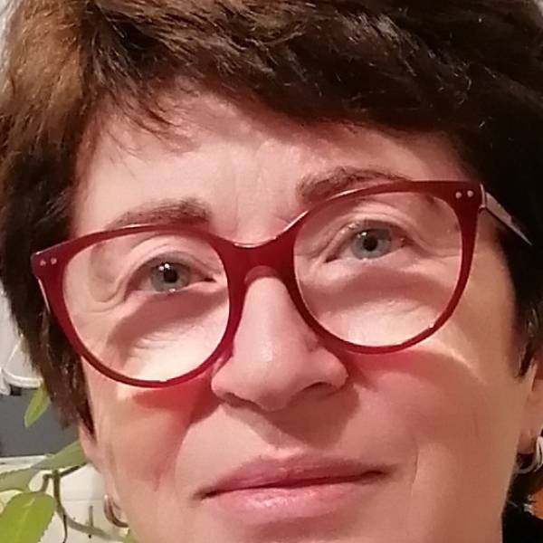 modelka s ID 0102W0HA3O p021