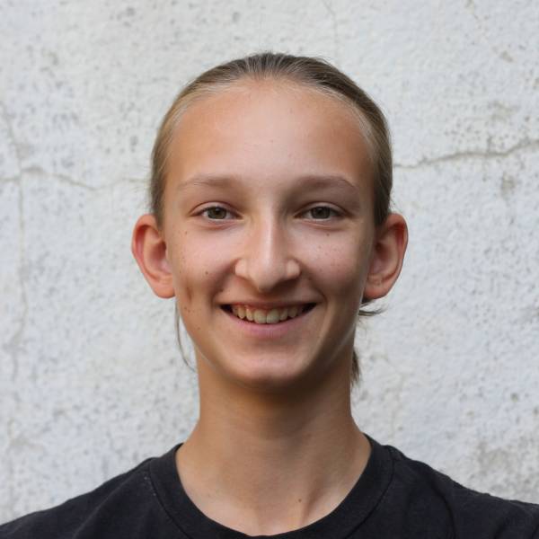 modelka s ID 0102W6FZN3 p021