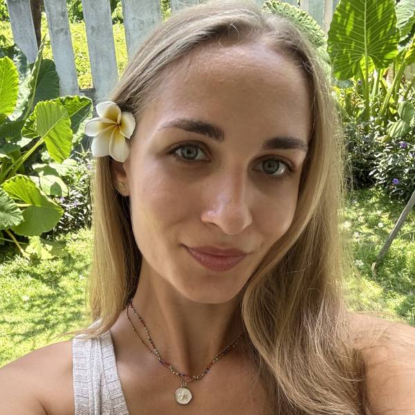 modelka s ID 0102WL4MBB p021