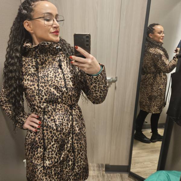 modelka s ID 0102WNRYC7 p031