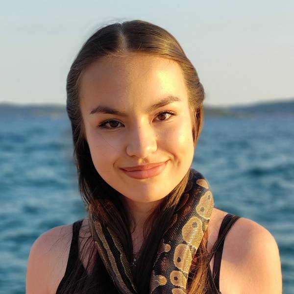 modelka s ID 0102WPWTA3 p021