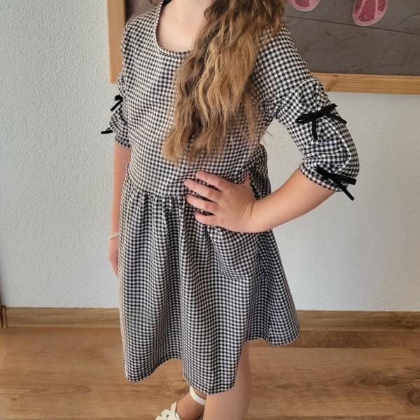 modelka s ID 0102WWNRCL p031