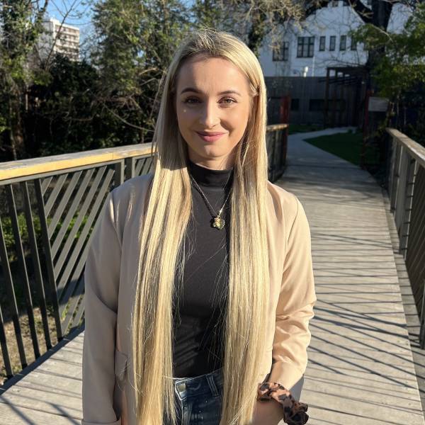 modelka s ID 0102WY29ML p021