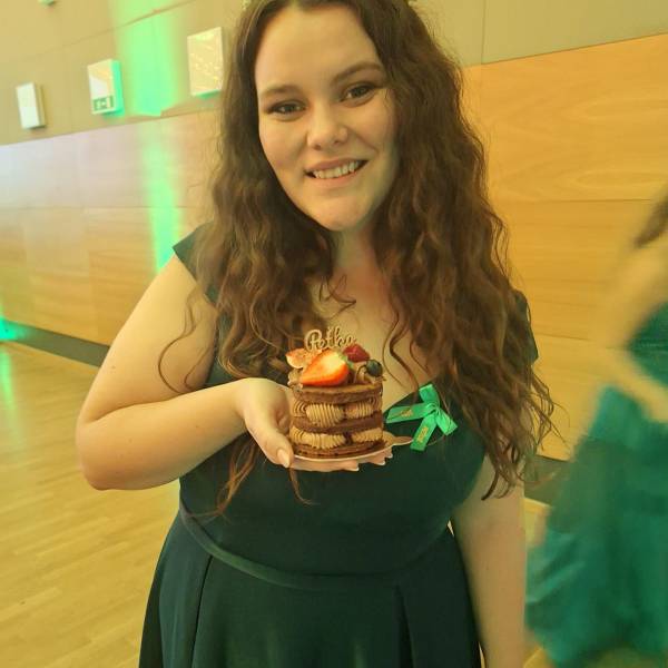 modelka s ID 0102WZSJTJ p031