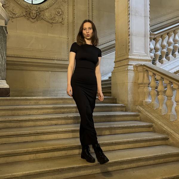 modelka s ID 0102X53LLT p031