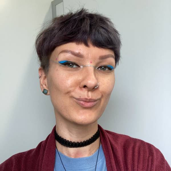 modelka s ID 0102X8UA1T p021