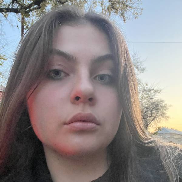 modelka s ID 0102XGX88N p021