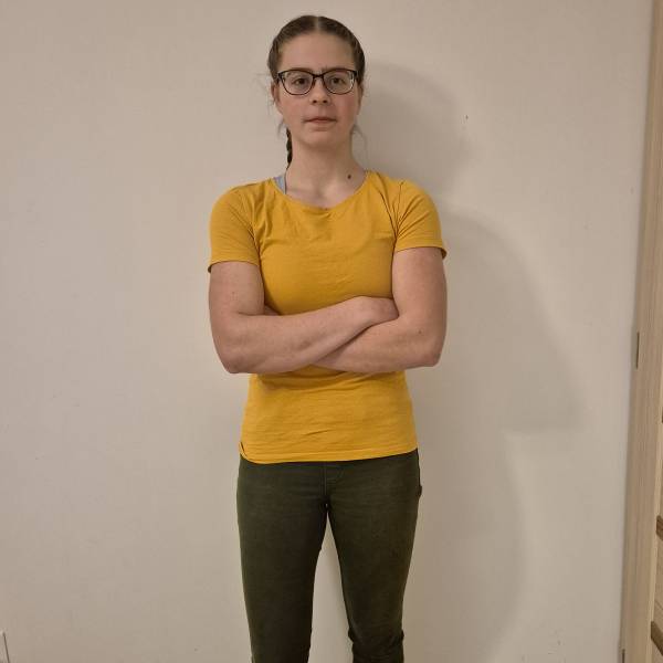 modelka s ID 0102XJ423H p031