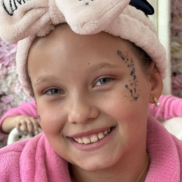 modelka s ID 0102XNF69V p021