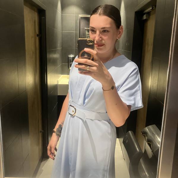 modelka s ID 0102XP1BFR p031