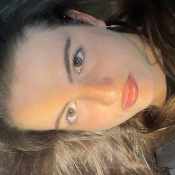 modelka s ID 0102XPRXNI p021