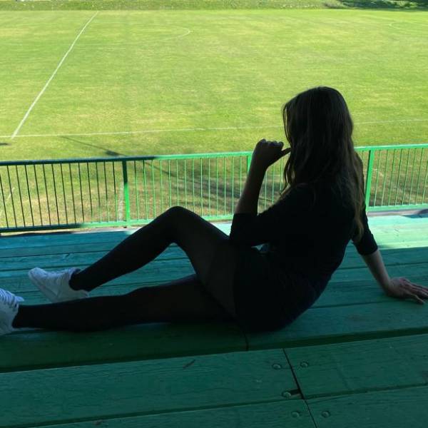 modelka s ID 0102XTB8BO p031