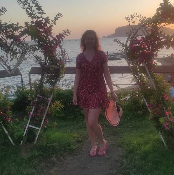 modelka s ID 0102Y328DS p031