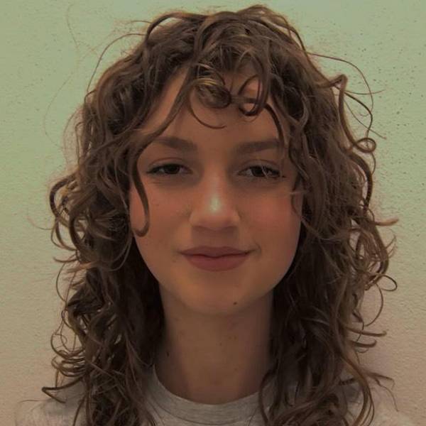 modelka s ID 0102Y7I3MD p021