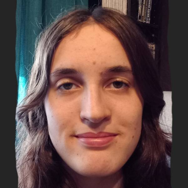 modelka s ID 0102YQTVYB p021