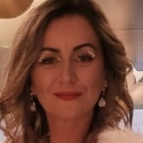 modelka s ID 0102YSF2O9 p021