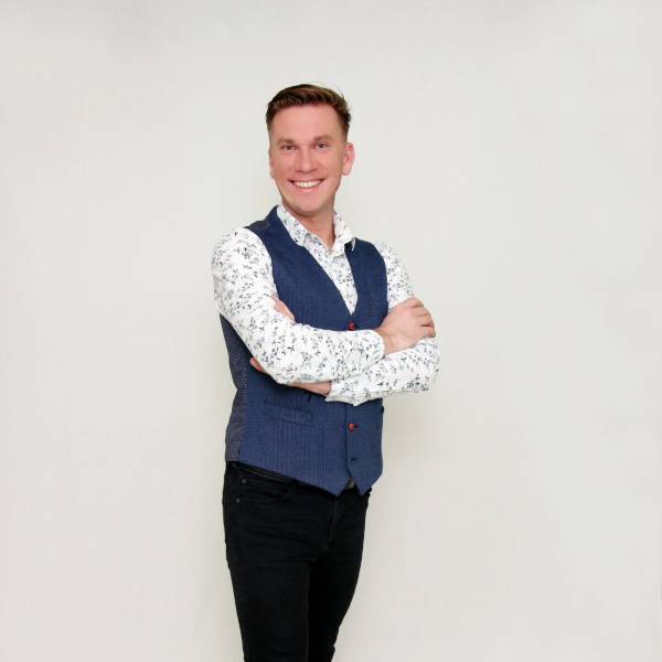 modelka s ID 0102YU1GSP p031