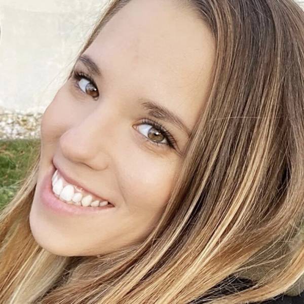 modelka s ID 0102Z3LK5D p021