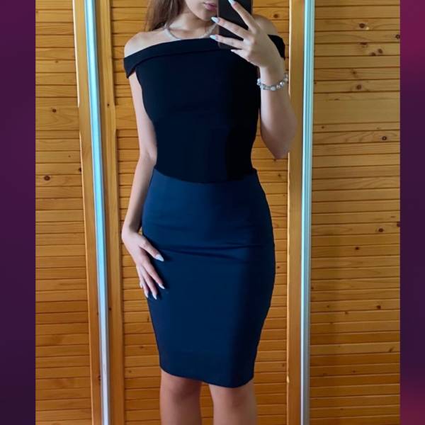 modelka s ID 0102Z4GMO9 p031