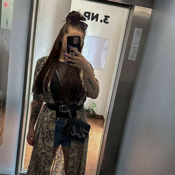 modelka s ID 0102Z90TC8 p031