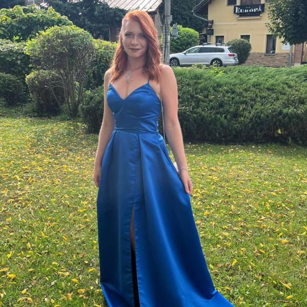 modelka s ID 0102ZP4GUU p031