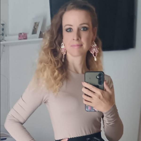 modelka s ID 0102ZR65T3 p031