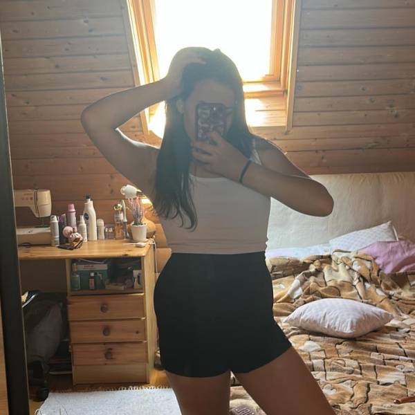 modelka s ID 01033OAW4V p031