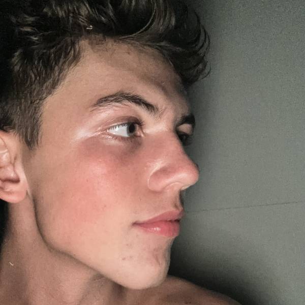 modelka s ID 04010ZO0OU p019