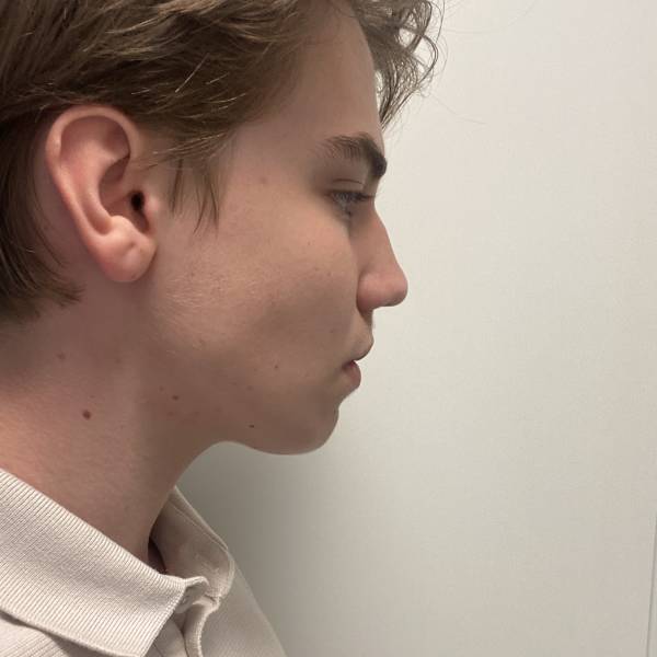 modelka s ID 04011LFFV4 p019