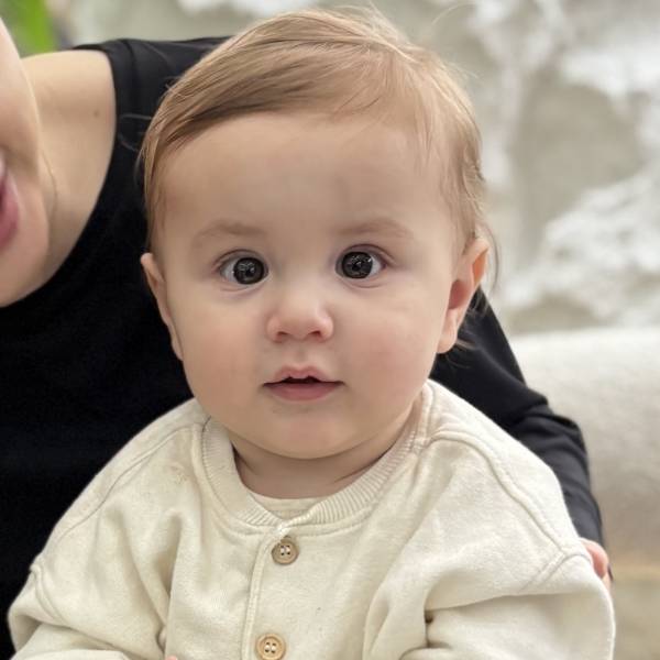 modelka s ID 04011M0HQG p016