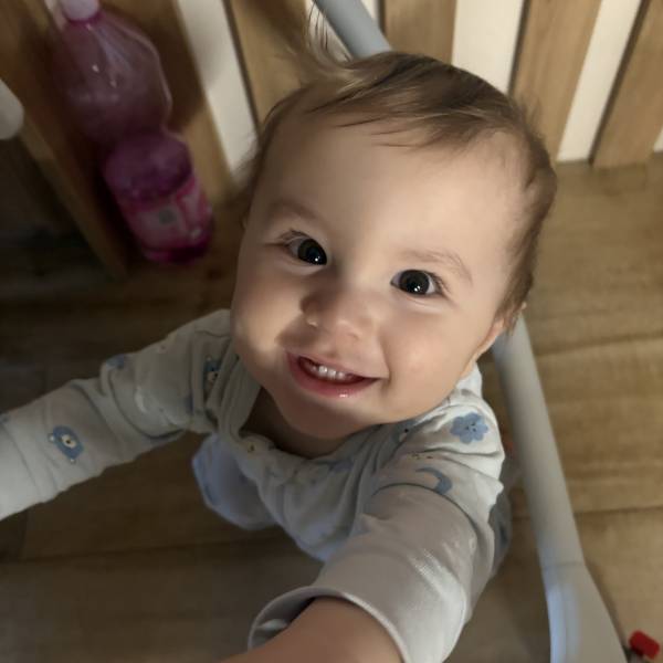 modelka s ID 04011M0HQG p017