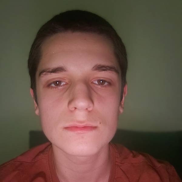 modelka s ID 040125OZKY p016