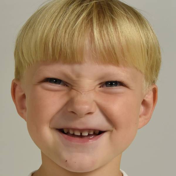 modelka s ID 04012QV0N0 p017