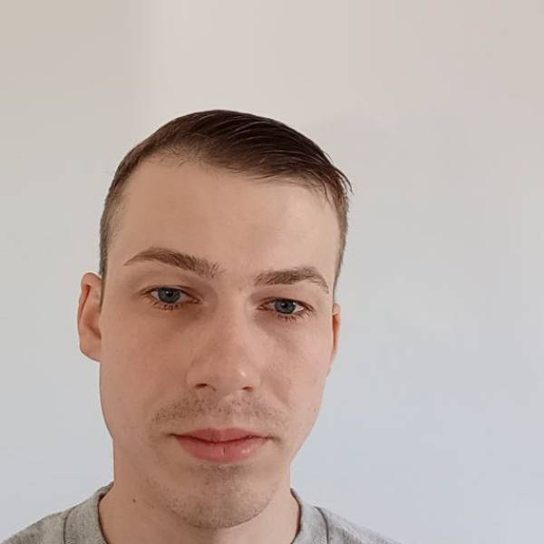 modelka s ID 04012XMKOG p016