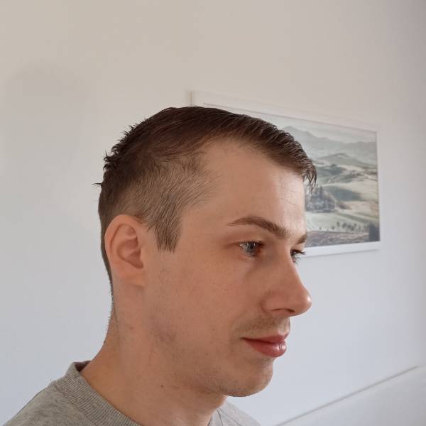 modelka s ID 04012XMKOG p019