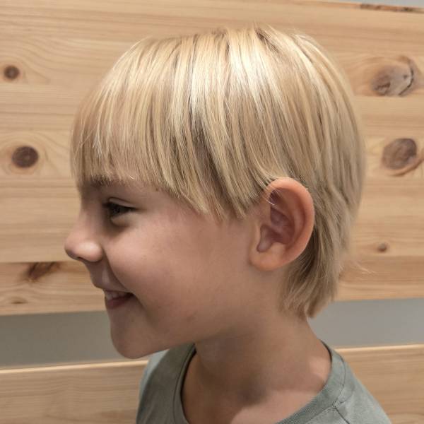 modelka s ID 040135ULHJ p019