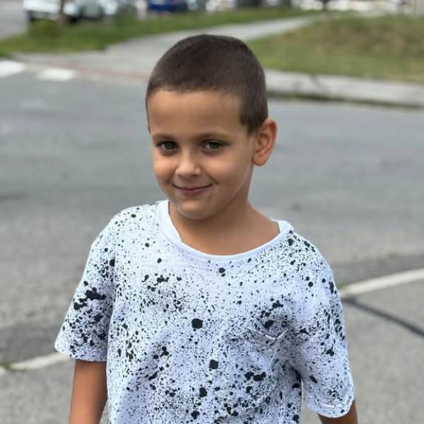 modelka s ID 04013VI7N0 p017