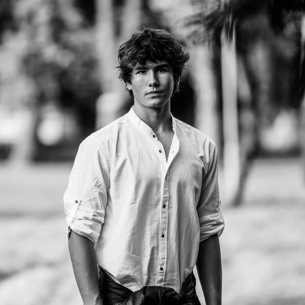 modelka s ID 04016MD96U p018