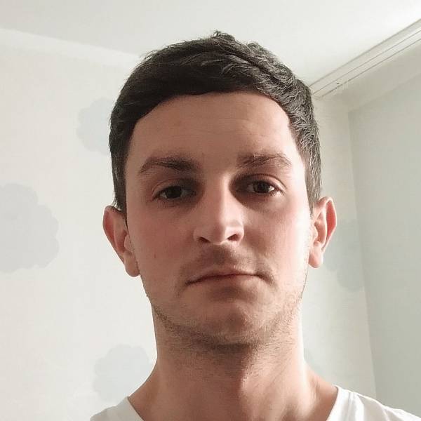 modelka s ID 040173VQ8T p016